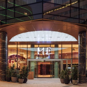 Hotel Me Lisbon cazare Clinton