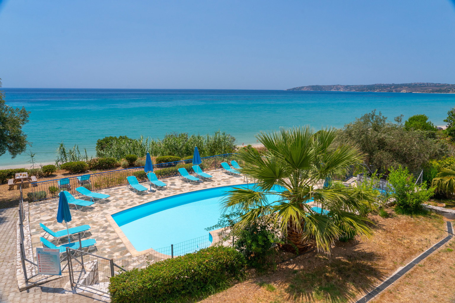 dal travel Milos Studios