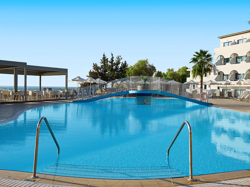 Sunrise Beach Resort