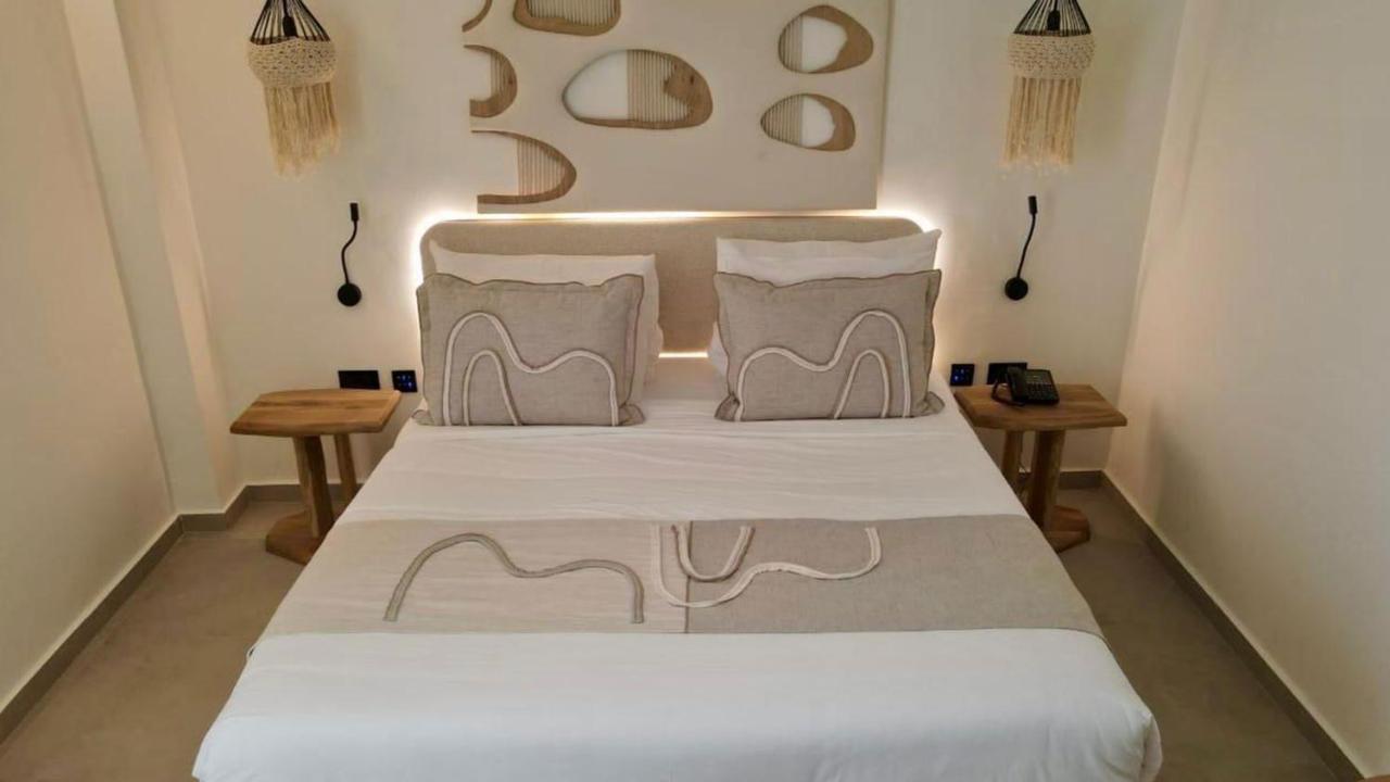 Cabana White Boutique Hotel And Suites