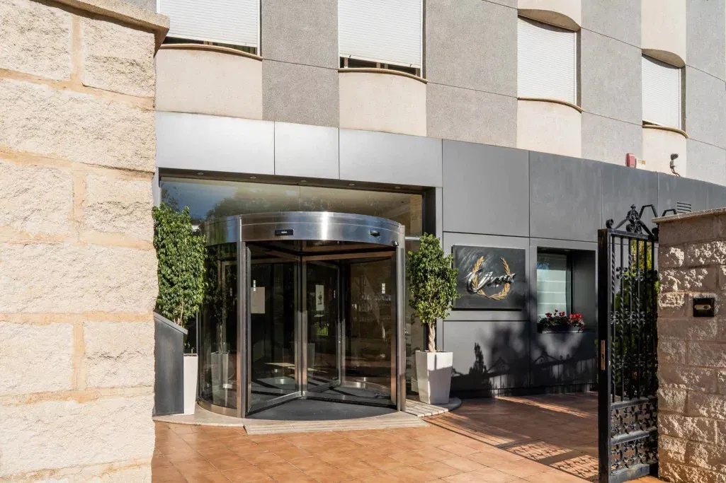 Hotel Checkin Ciscar