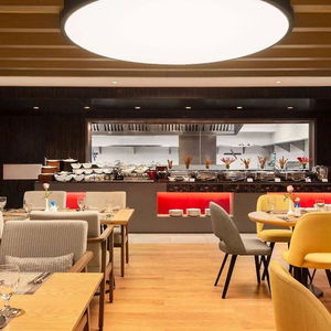 Hotel Ramada Encore By Wyndham Al Khobar Corniche cazare Khobar