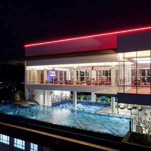 Hotel The Zhm Premiere Padang cazare Padang