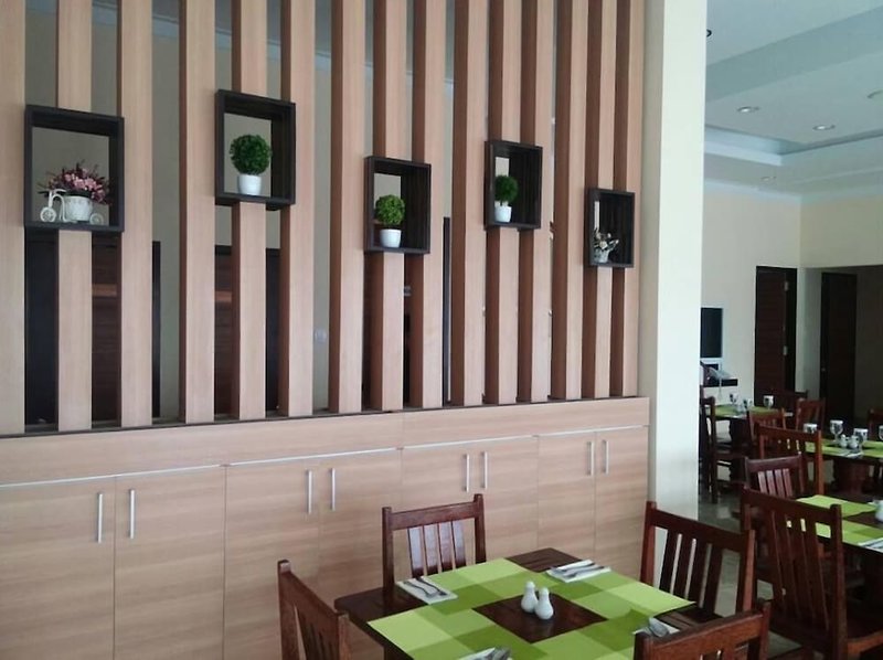 Hotel New D Dhave Hotel