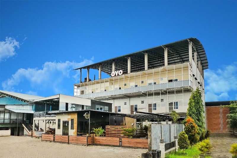 Hotel Sm House By Oyo Rooms