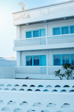 Hotel Paras Paros Marina Lodge cazare Denpasar