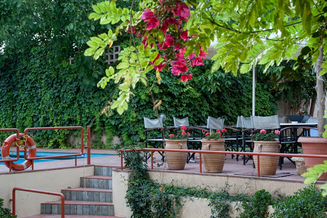 Akali Hotel