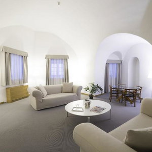 Hotel Hotel Cavour Et Des Officiers cazare Bard