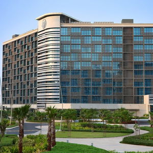 Hotel Yas Plaza Marina cazare Yas Island