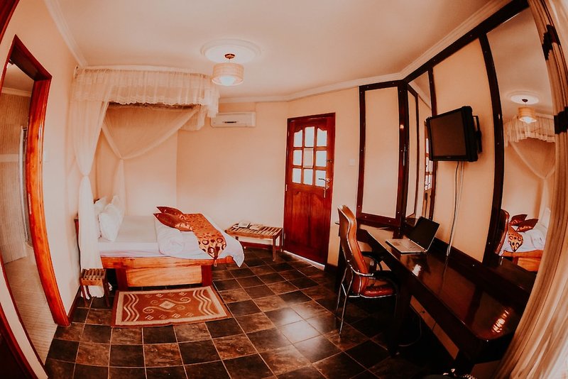 Hotel Happy Rhino Hotel