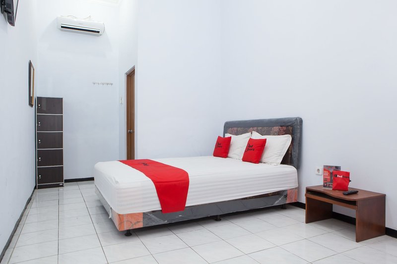 Hotel Reddoorz @ Ciliwung Street