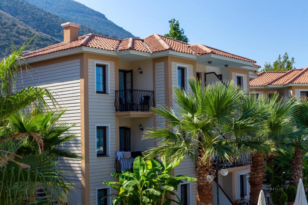 Marcan Beach Hotel