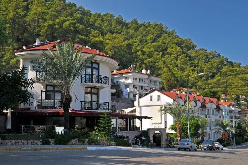 Hotel Ata Park Hotel