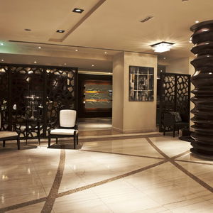 Sejur Kingsgate Hotel By Millennium vacanta Abu Dhabi