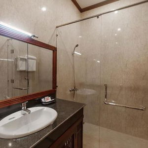 Hotel Ban Thach Riverside Hotel & Resort cazare Tam Ky