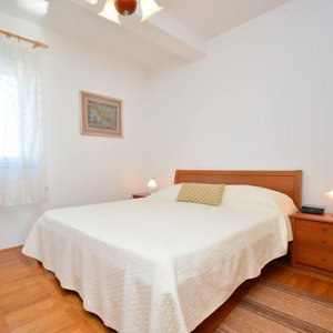 Hotel Villa Marina Betina cazare Tisno