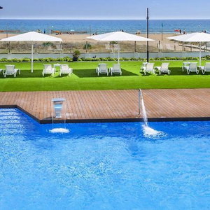 Sejur Apartamentos Playa De Castelldefels vacanta Castelldefels