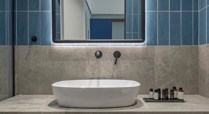 Acro Urban Suites