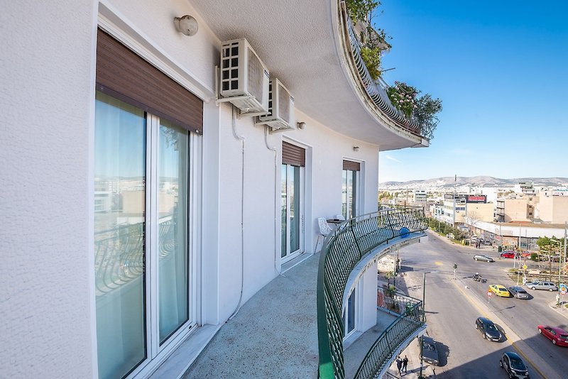Super Paradise Apartments