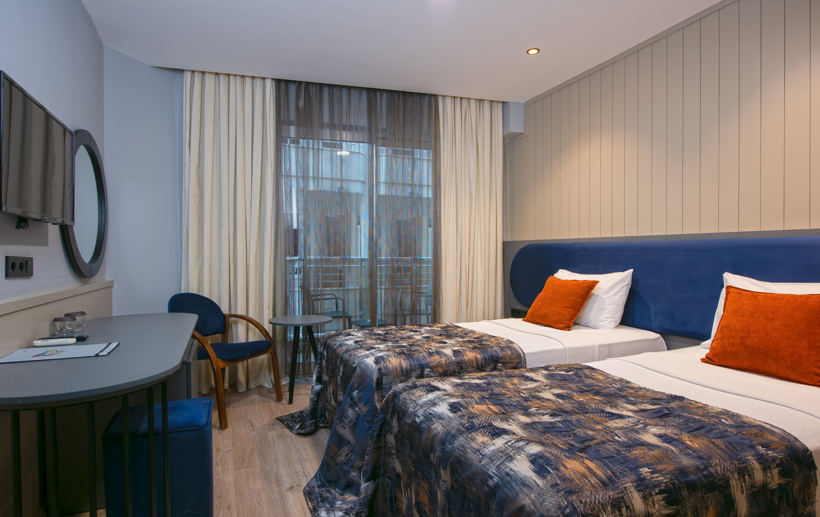 dal travel Monart City Hotel