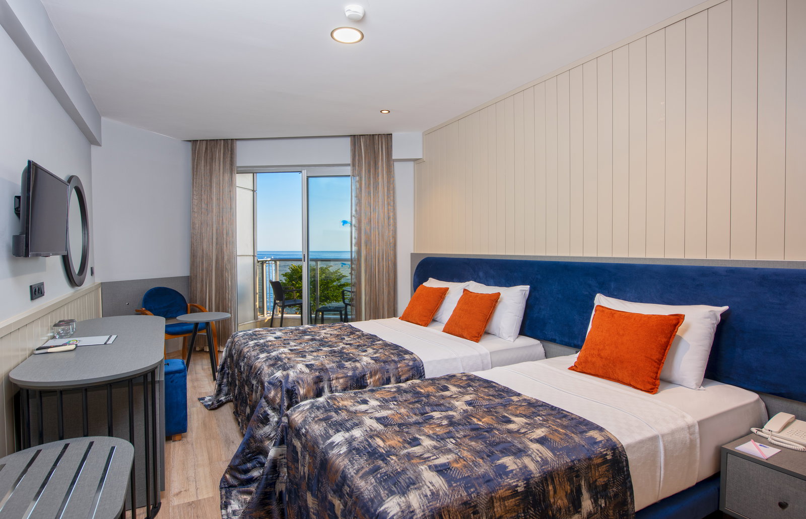 dal travel Monart City Hotel