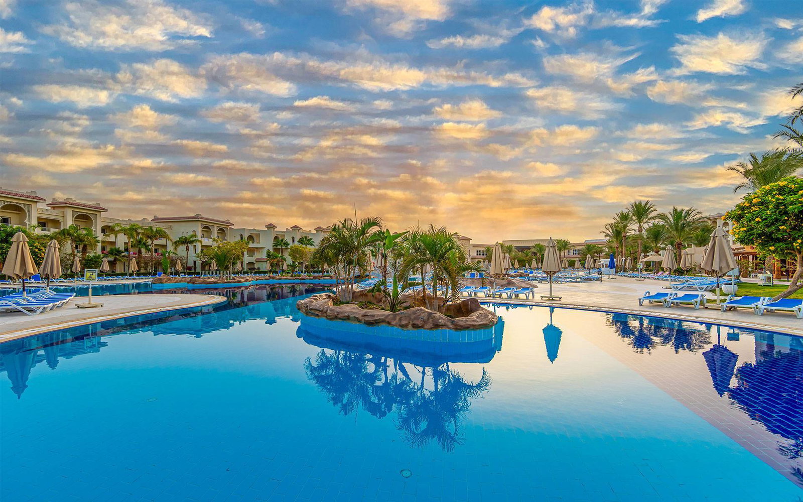 Serenity Sky Arc Resort - Sahl Hasheesh