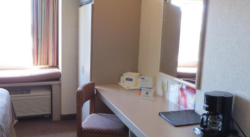 Hotel Red Lion Inn & Suites Elk Grove Village