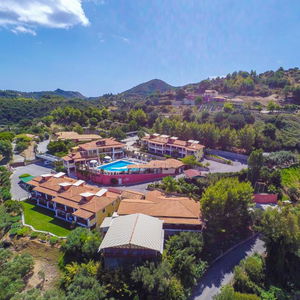 Hotel Sea View Village cazare Vasilikos