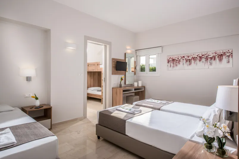 dal travel Marianthi Apartments