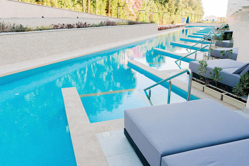 Hotel The V Luxury Resort