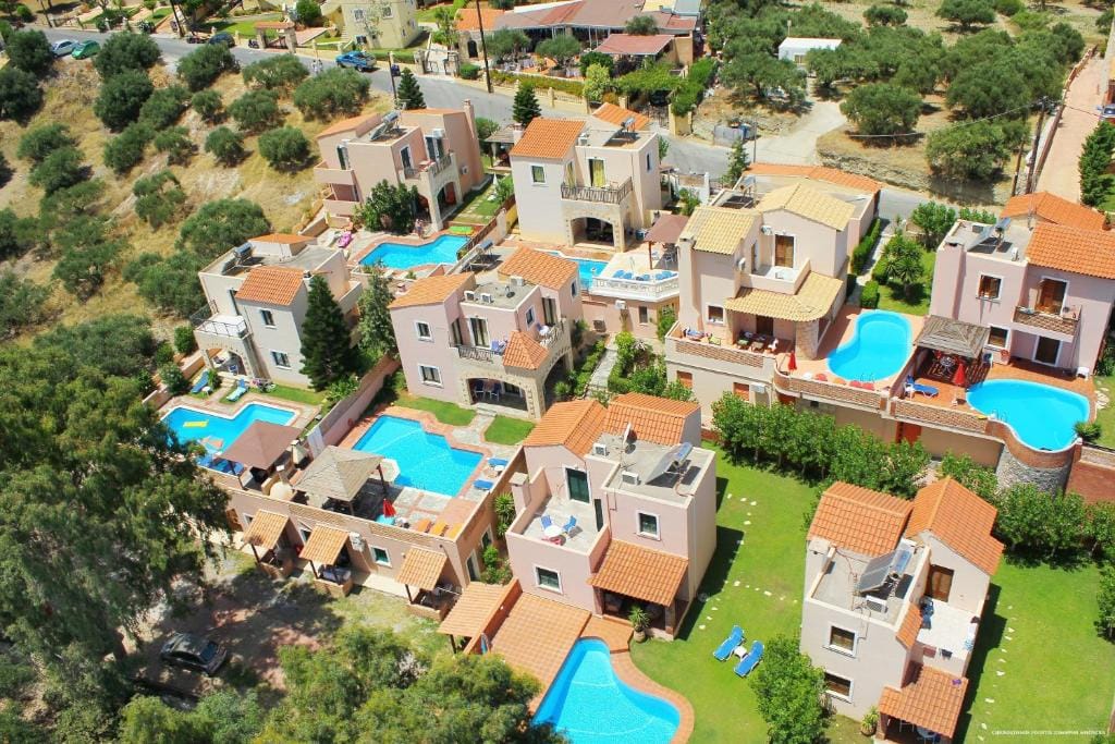 dal travel Niriides Villas