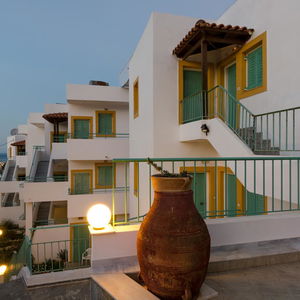 Hotel Aglaia Studios & Apts cazare Stalis