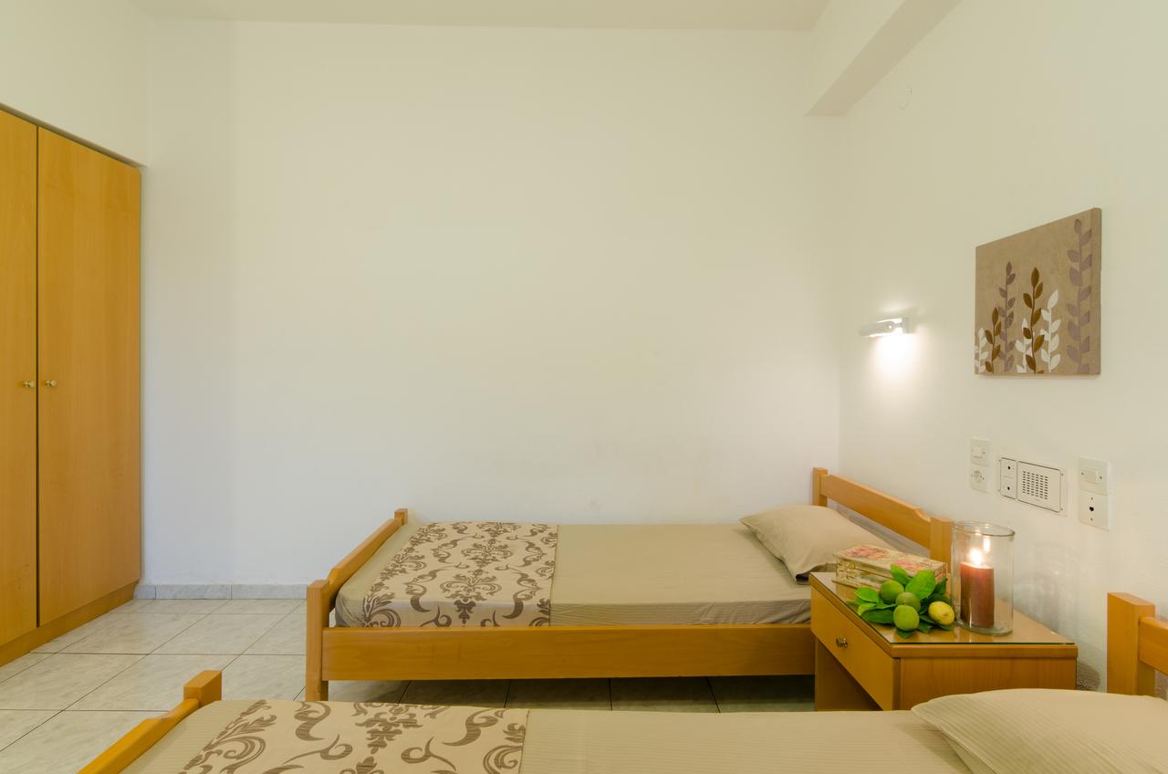 Aglaia Studios & Apts