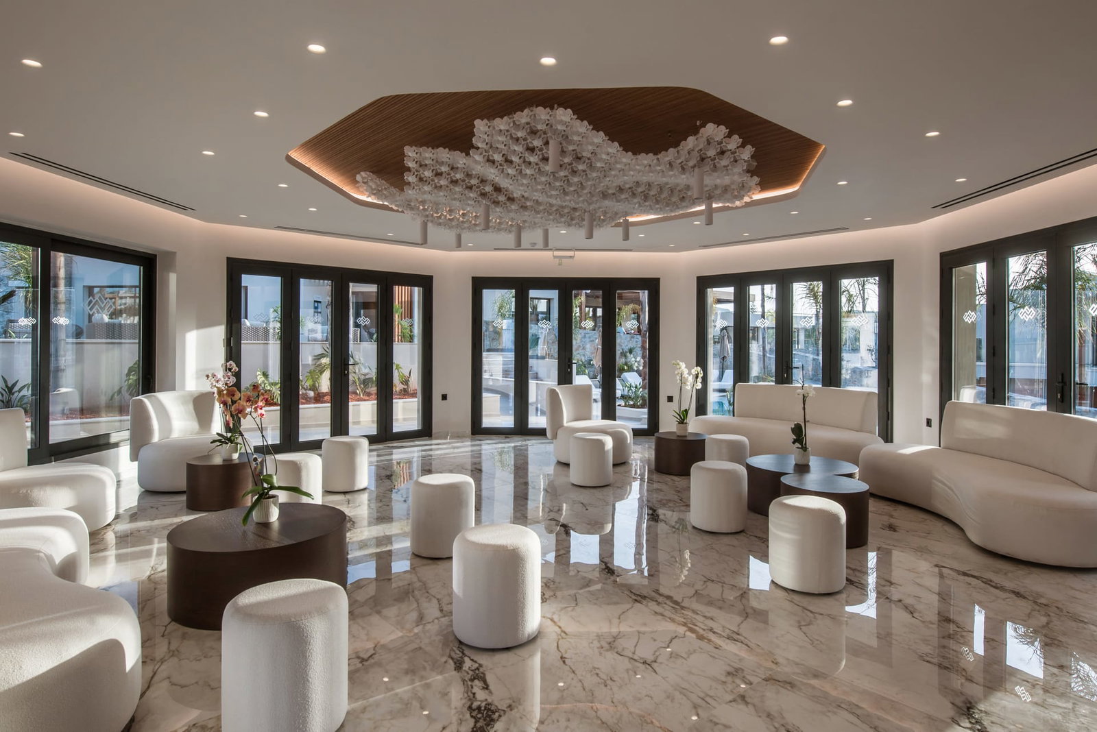 dal travel Noble Hotel & Suites