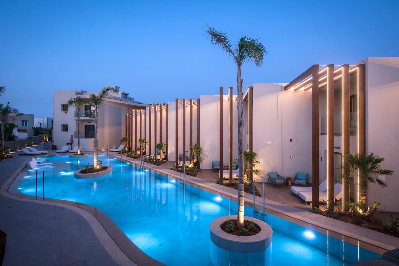 dal travel Noble Hotel & Suites