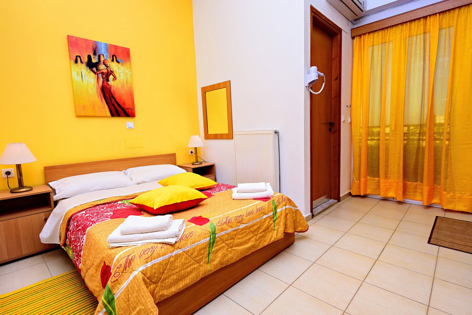 dal travel Emi Seaside