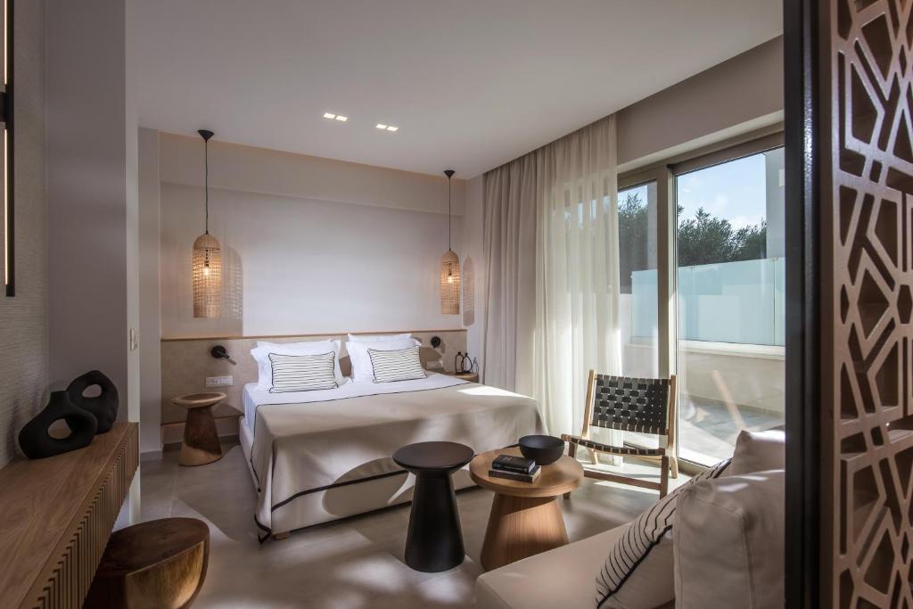 dal travel Niriides Palace
