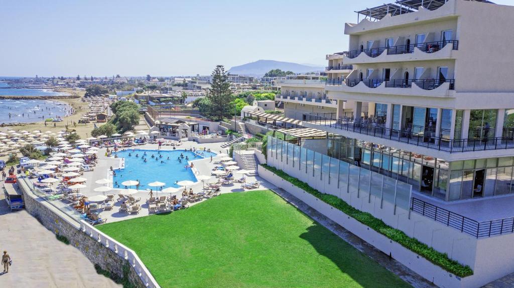Themis Beach Hotel