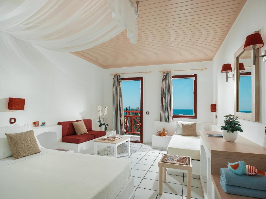 dal travel Canvas By Mitsis Cretan Village