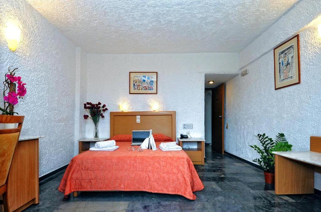 dal travel Karteros Hotel