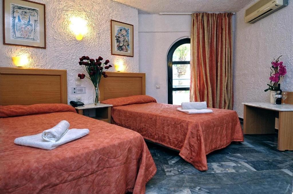 dal travel Karteros Hotel