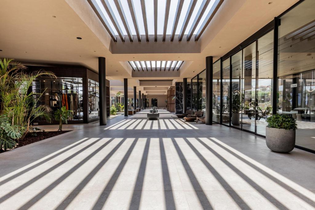 dal travel Pnoe Breathing Life, Adults 16+ Hotel