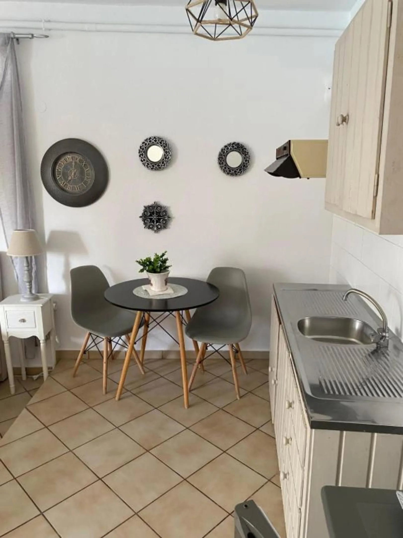Kasteli Studios & Apartments