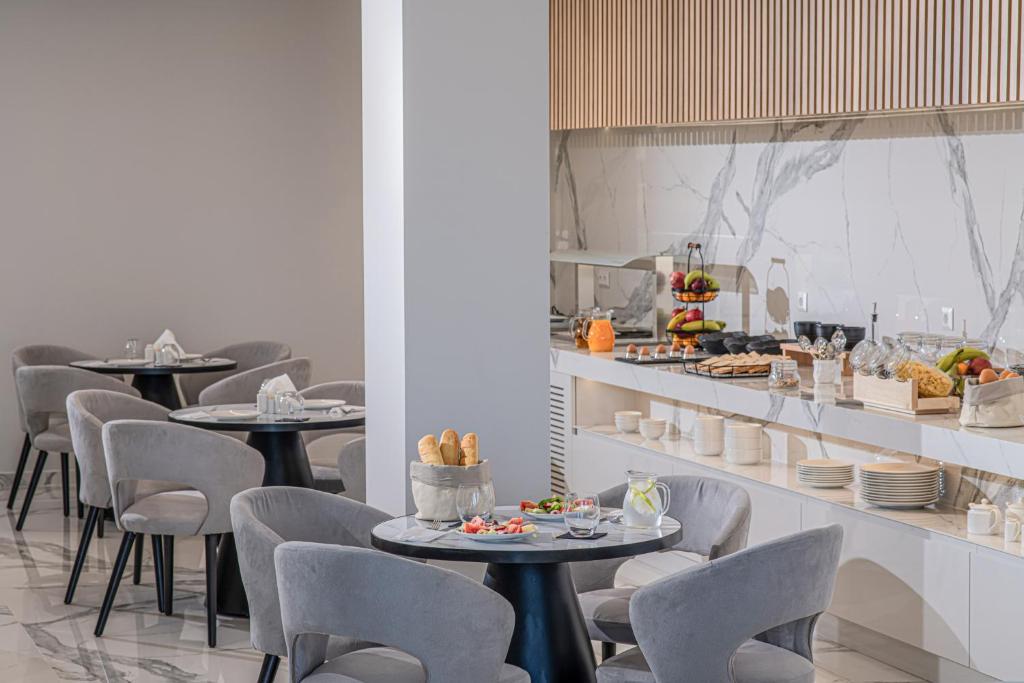 Filia Luxury Suites