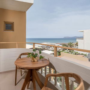 Hotel Esperides Beach Hotel Apartments cazare Stalos