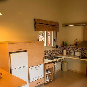 Hotel Aksos Suites Accessible Accommodation cazare Stalos