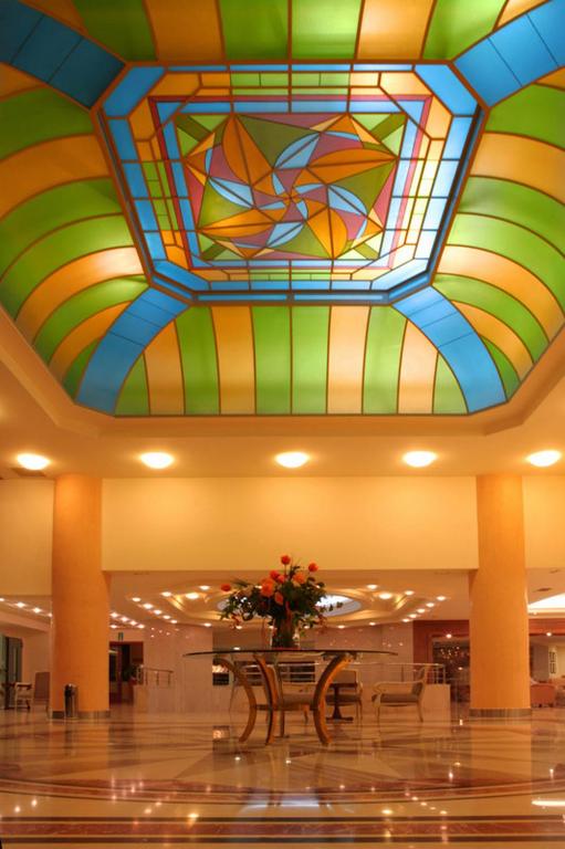 Minoa Palace Resort