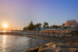 Hotel Chrispy Beach Resort cazare Agia Marina