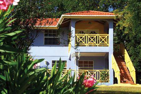 Hotel True Blue Bay Boutique Resort