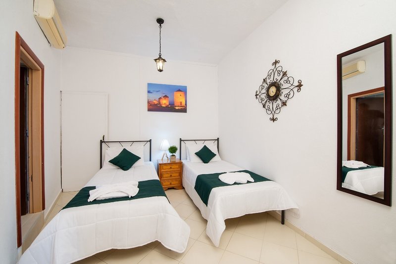 dal travel Emerald Dream House